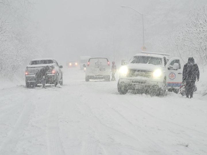 Transit, road conditions impacted by major Toronto snowstorm